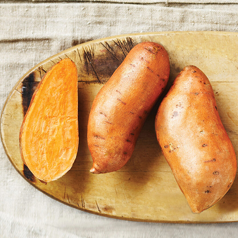 do i need to peel sweet potato for dogs