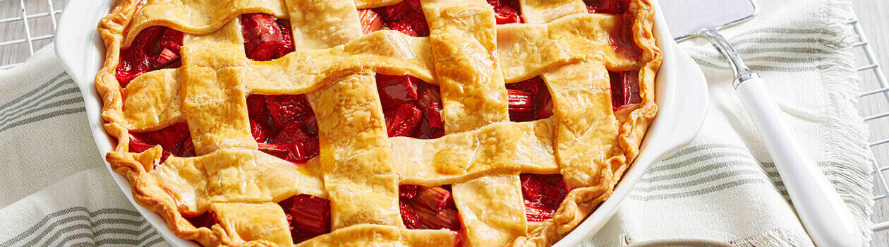 strawberry rhubarb pie