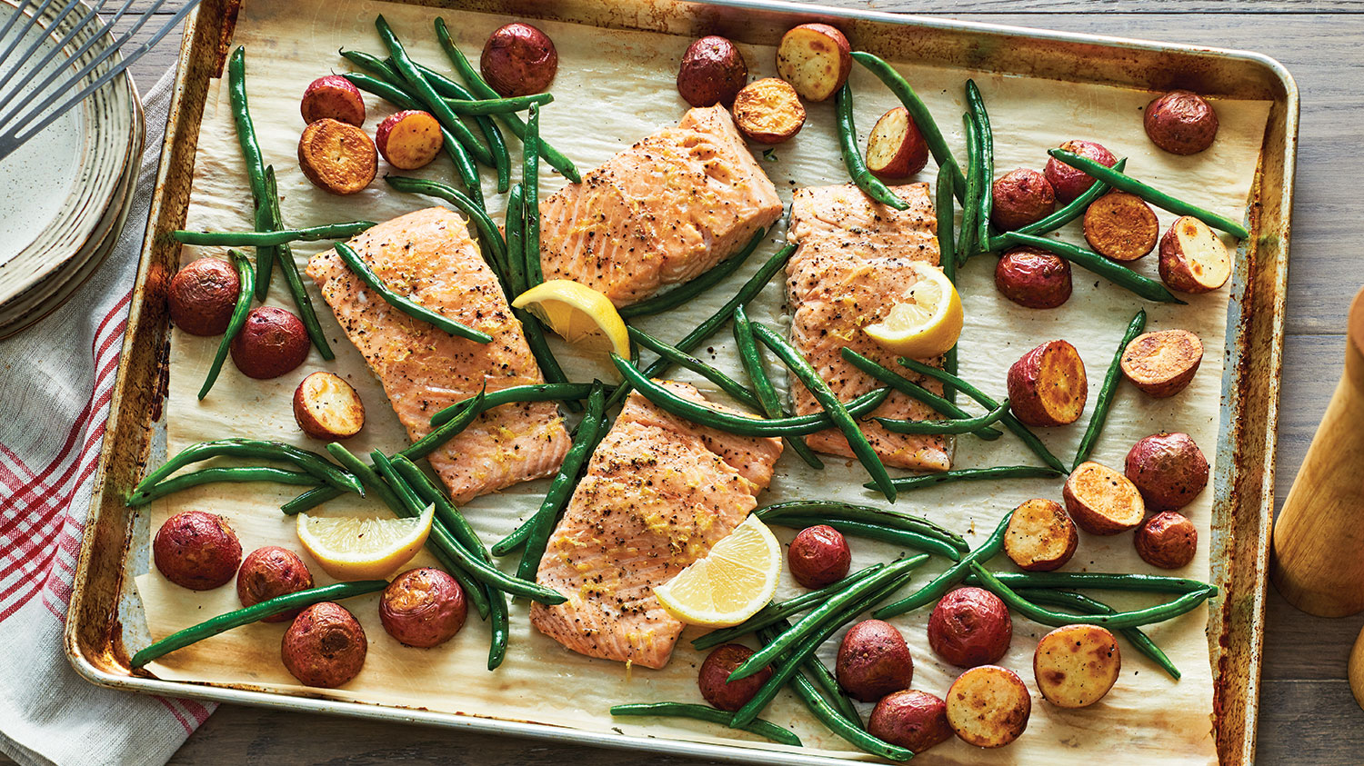 Lemon Roasted Salmon Potatoes And Green Beans Sobeys Inc 8444