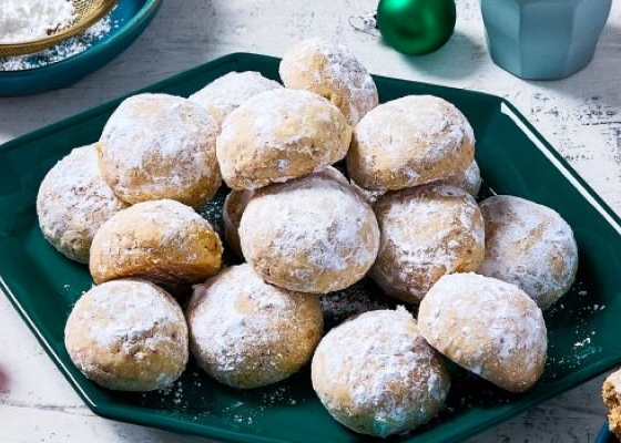 Butter Pecan Snowballs