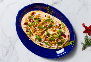 Flatbread on blue plate