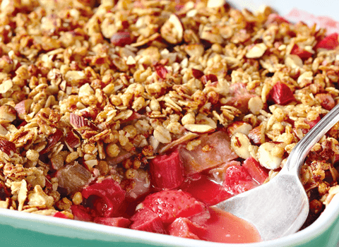 Strawberry rhubarb ginger crisp cropped