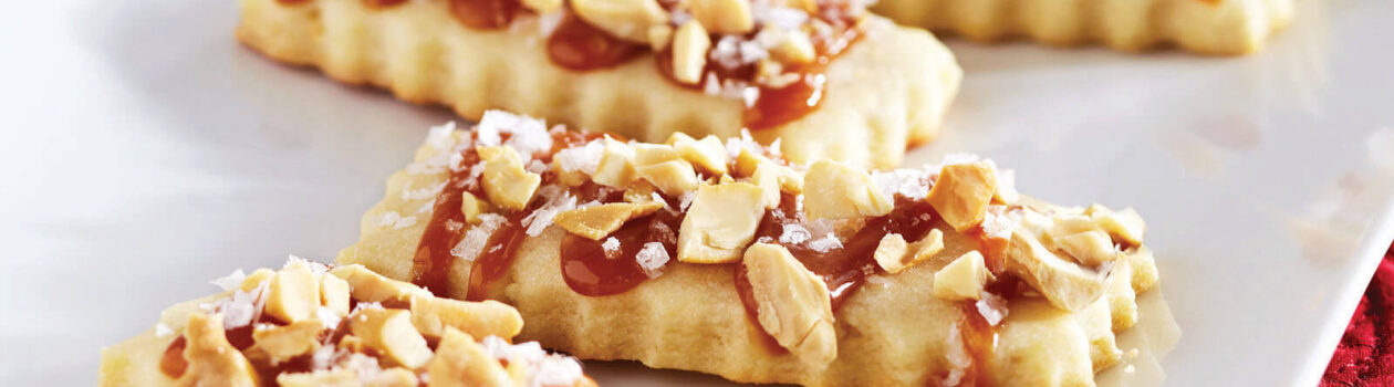 salted caramel cashew cookies